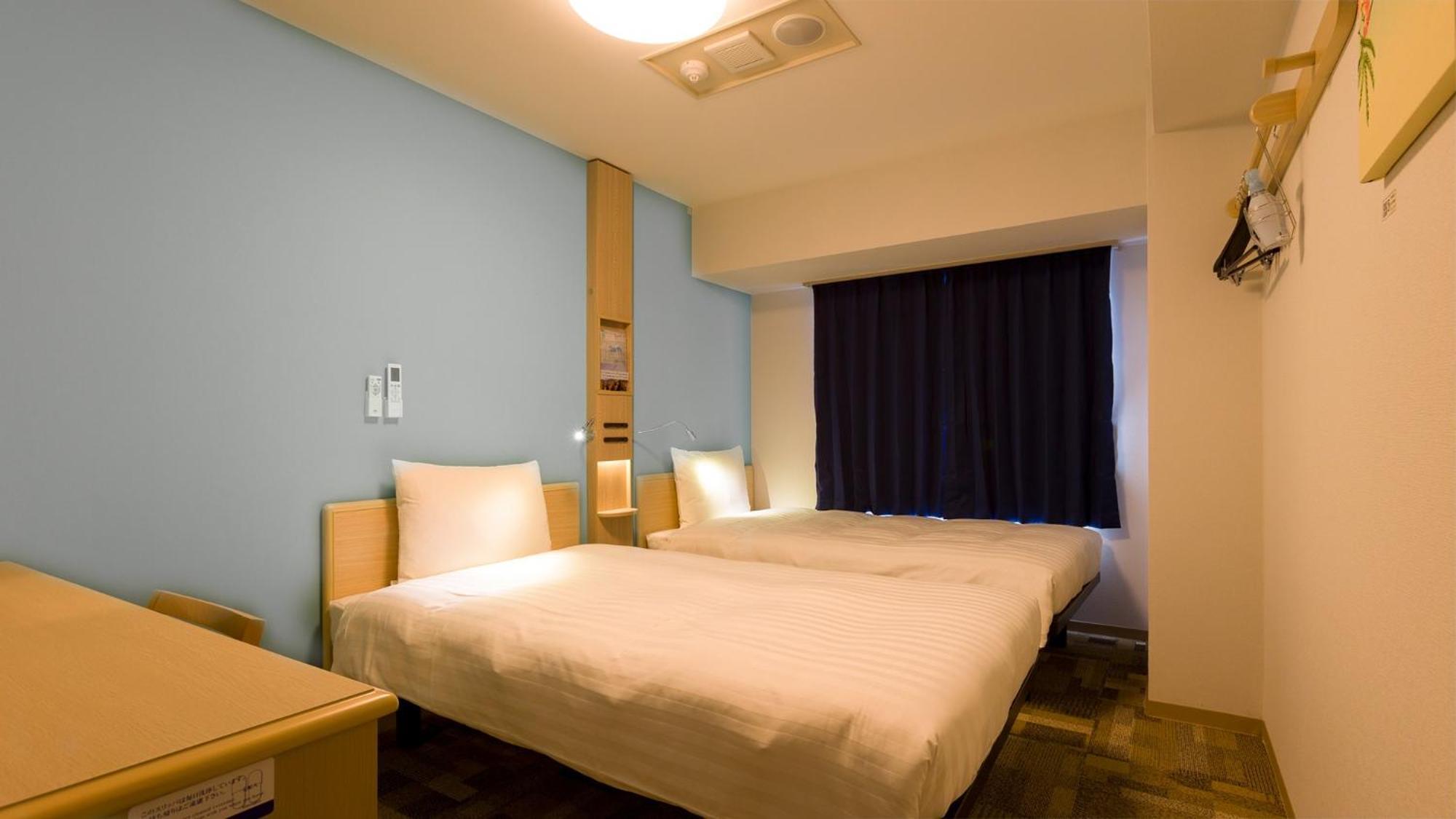 Toyoko Inn Osaka Dome Mae 部屋 写真